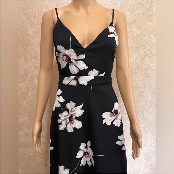 L’ATISTE By AMY open back maxi black florals sexy summerdress size M - Picture 4 of 8